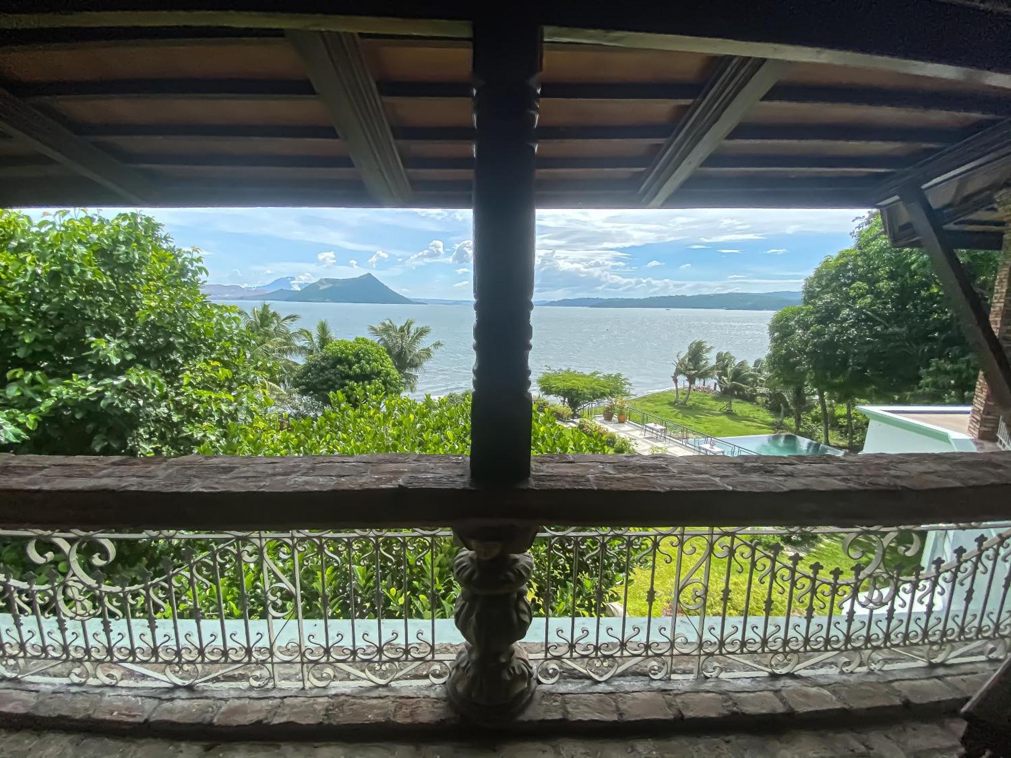 Nuuk Taal Lake Laurel Exterior photo