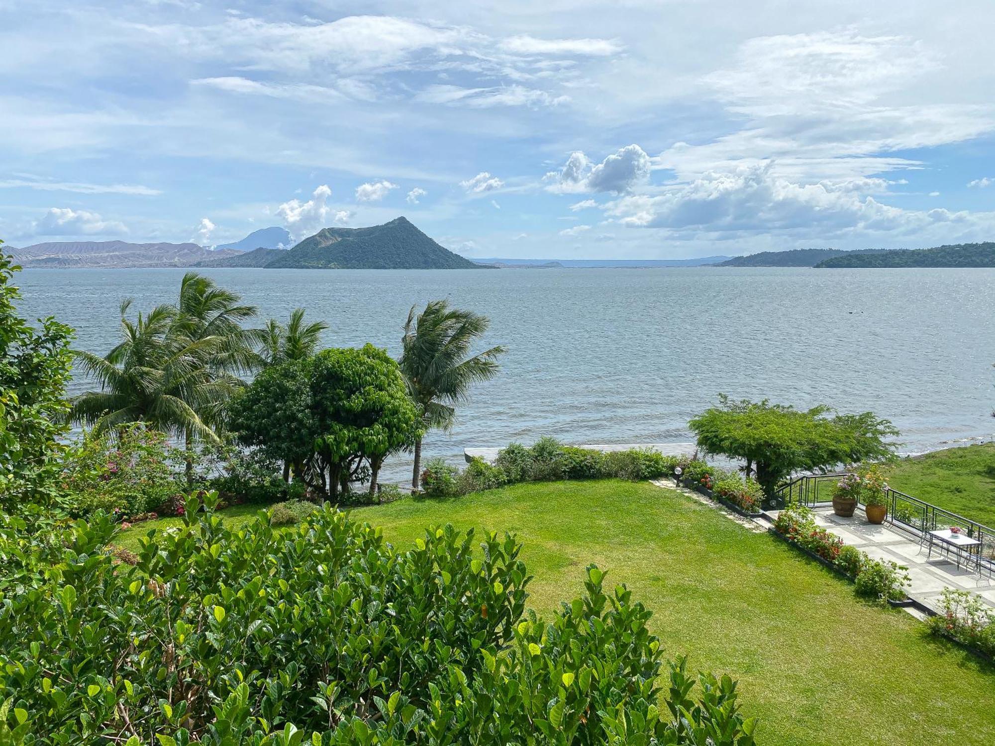 Nuuk Taal Lake Laurel Exterior photo
